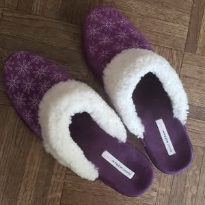 Isaac MIZRAHI Fur Clogs Purple NEW! Size 11